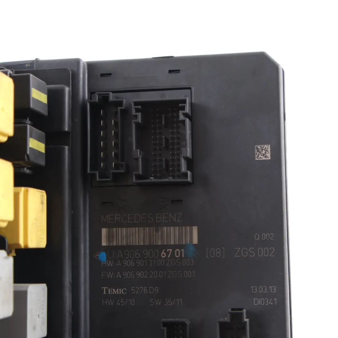 Mercedes W906 SAM Módulo Caja de Fusibles Relé Unidad de Control - SKU A9069006701 - Número de pieza A9069006701