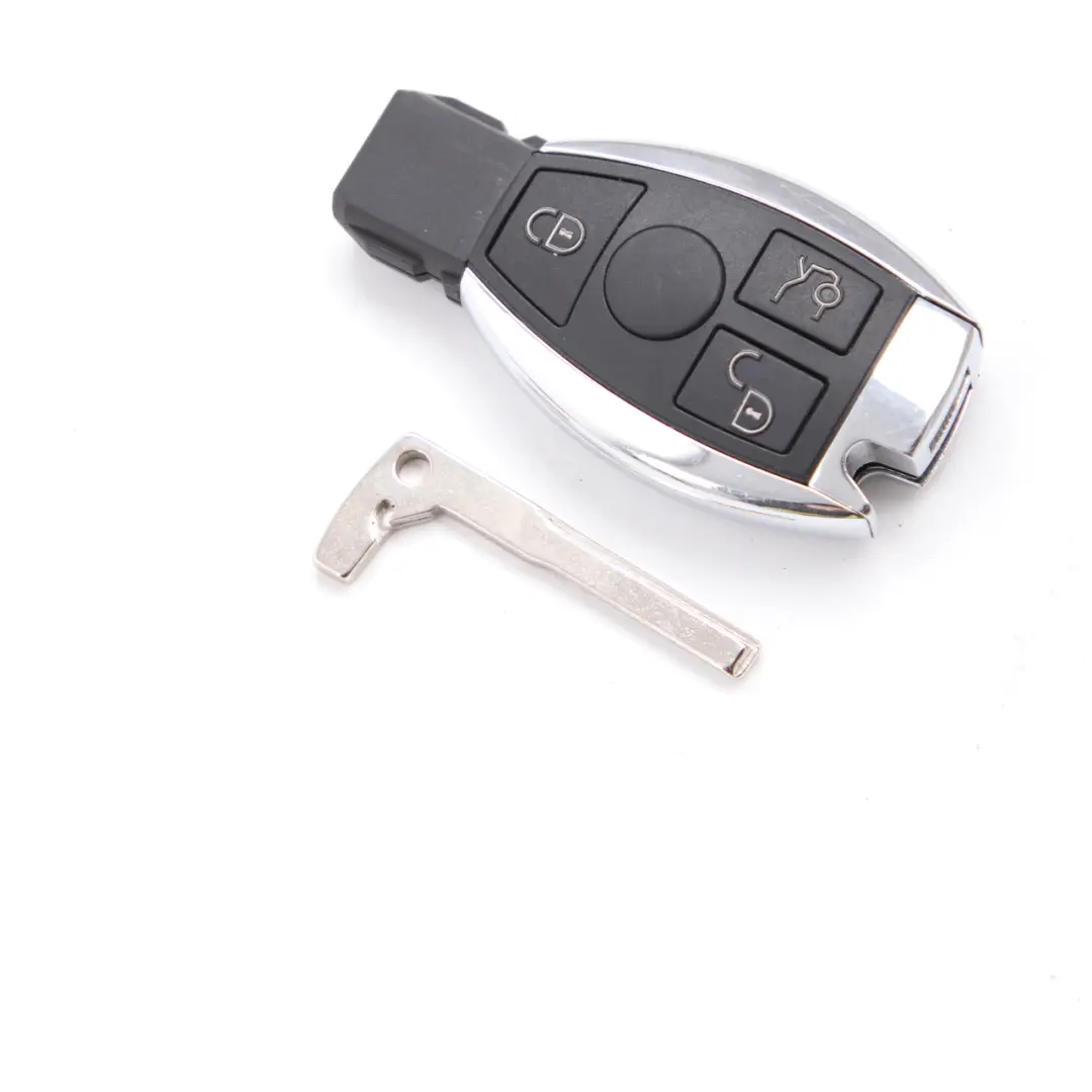 Mercedes Sprinter W906 Télécommande Radio Alarme Bouton Clé - SKU A9069053600-1 - Numéro de pièce A9069053600