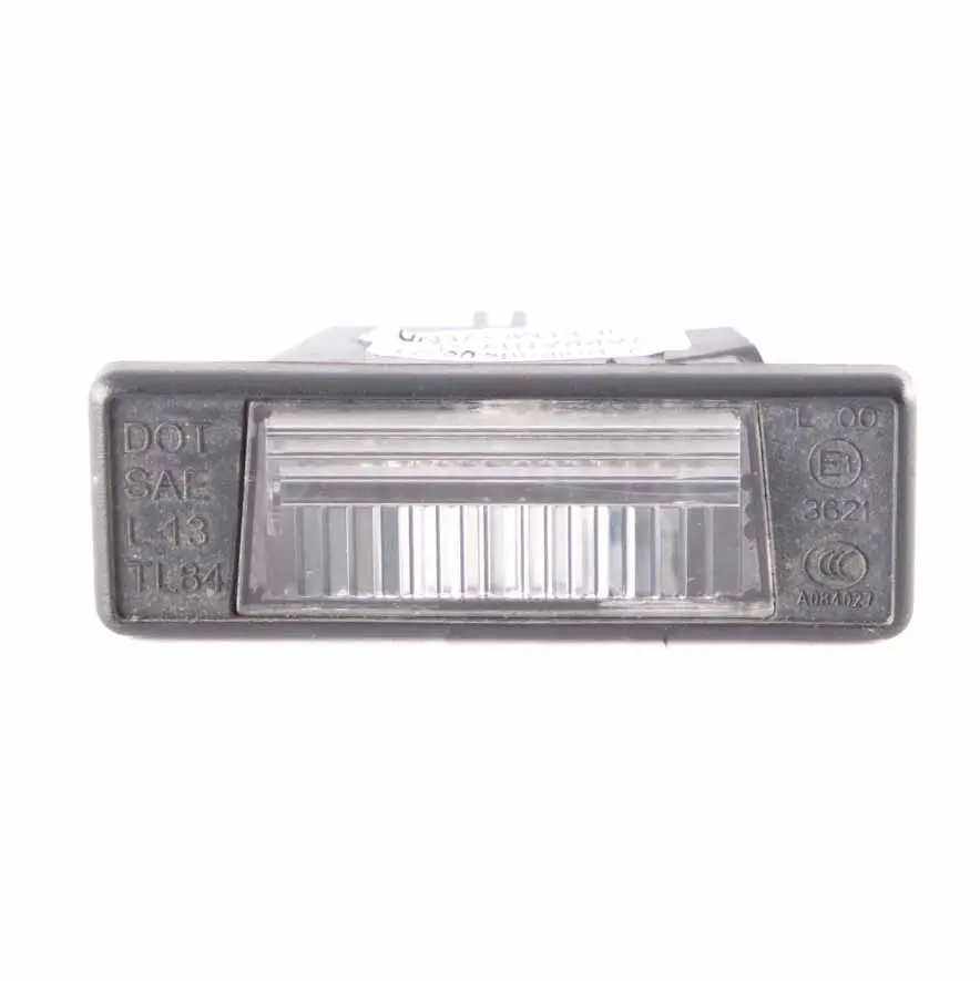 Luce Targa Parabrezza A1688200256 per Mercedes W168 con numero di parte A9069062100 Mercedes W168 Luce Targa Parabrezza A1688200256 - SKU A9069062100 - Numero di parte A9069062100