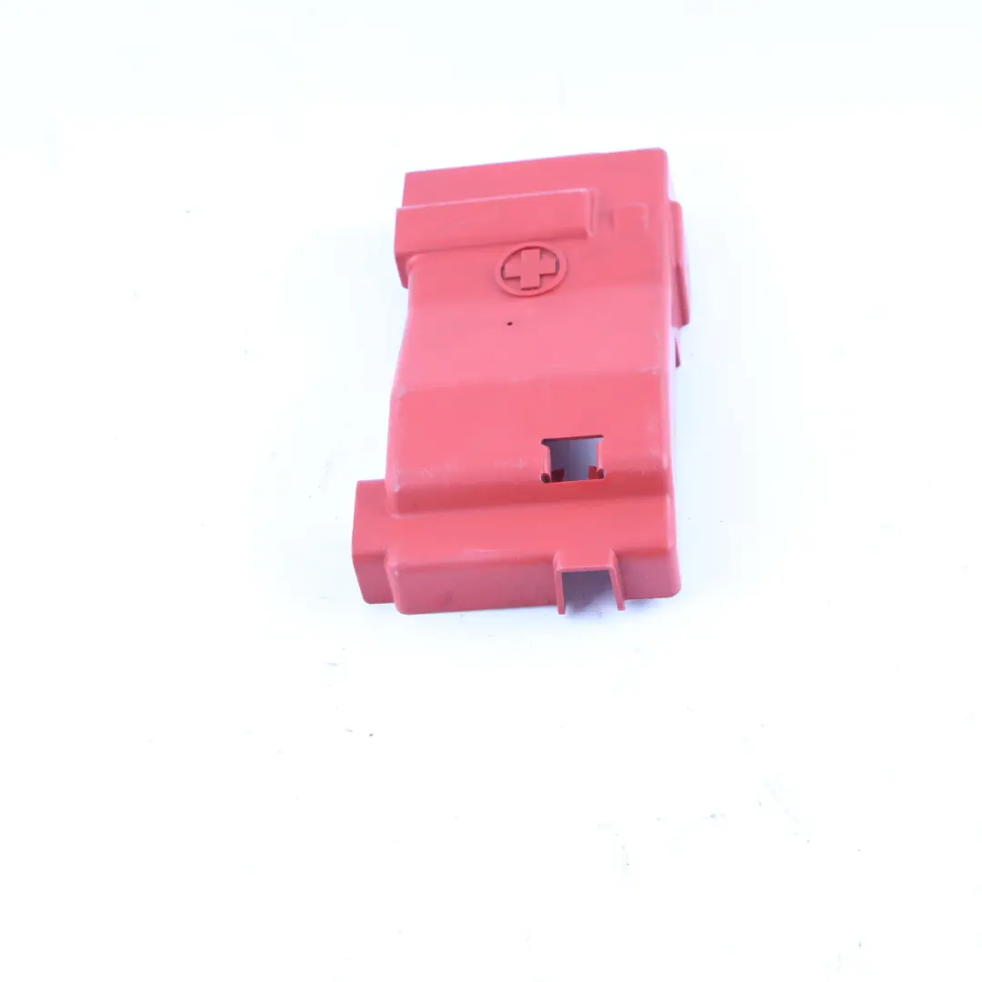 Couvercle de Borne de Batterie Positive Capuchon Rouge pour Mercedes Sprinter W906 à propos du numéro de pièce A9069820109 Mercedes Sprinter W906 Couvercle de Borne de Batterie Positive Capuchon Rouge - SKU A9069820109 - Numéro de pièce A9069820109