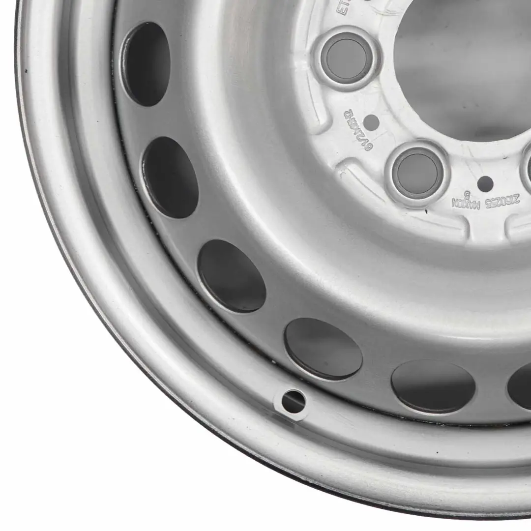 W907 Silber Stahlfelge Rad 16" 6,5J ET:54 für Mercedes Sprinter mit Teilenummer A9074014800 Mercedes Sprinter W907 Silber Stahlfelge Rad 16" 6,5J ET:54 - SKU A9074014800 - Teilenummer A9074014800