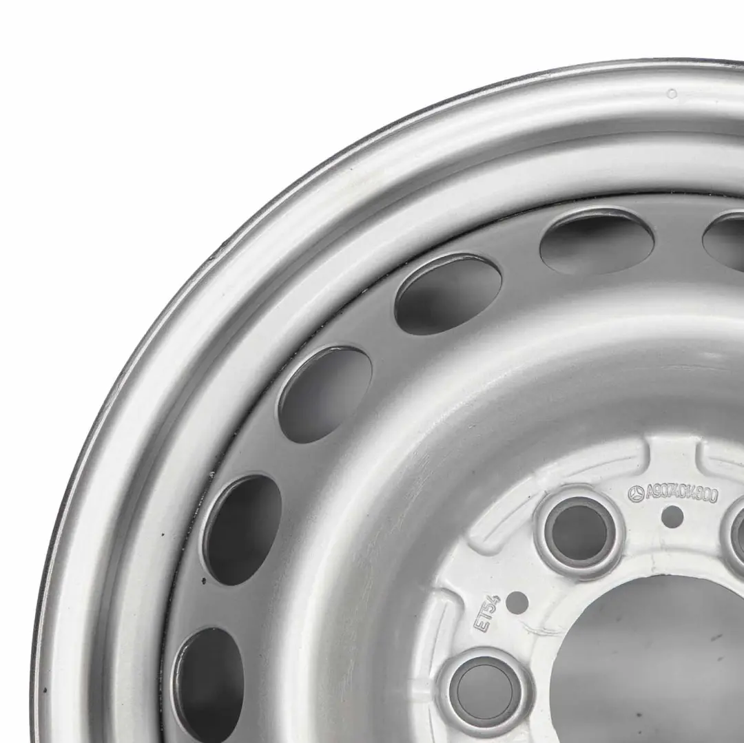 W907 Silber Stahlfelge Rad 16" 6,5J ET:54 für Mercedes Sprinter mit Teilenummer A9074014800 Mercedes Sprinter W907 Silber Stahlfelge Rad 16" 6,5J ET:54 - SKU A9074014800 - Teilenummer A9074014800