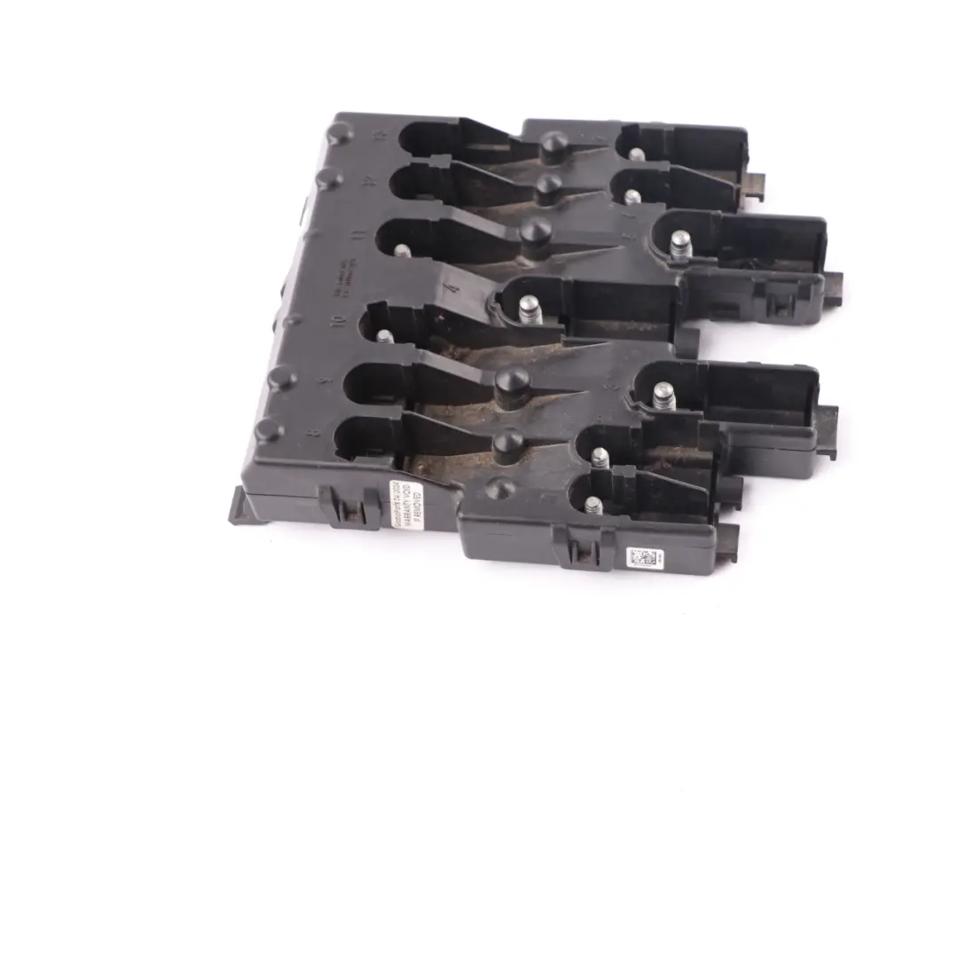 Batterieklemme Einheit Anschlusskasten für Mercedes Sprinter B907 mit Teilenummer A9075401805 Mercedes Sprinter B907 Batterieklemme Einheit Anschlusskasten - SKU A9075401805 - Teilenummer A9075401805