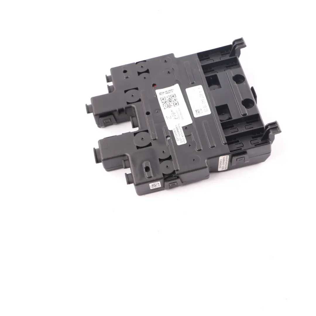 Boîte de connexion accordement de la batterie pour Mercedes Sprinter B907 à propos du numéro de pièce A9075401805 Mercedes Sprinter B907 Boîte de connexion accordement de la batterie - SKU A9075401805 - Numéro de pièce A9075401805