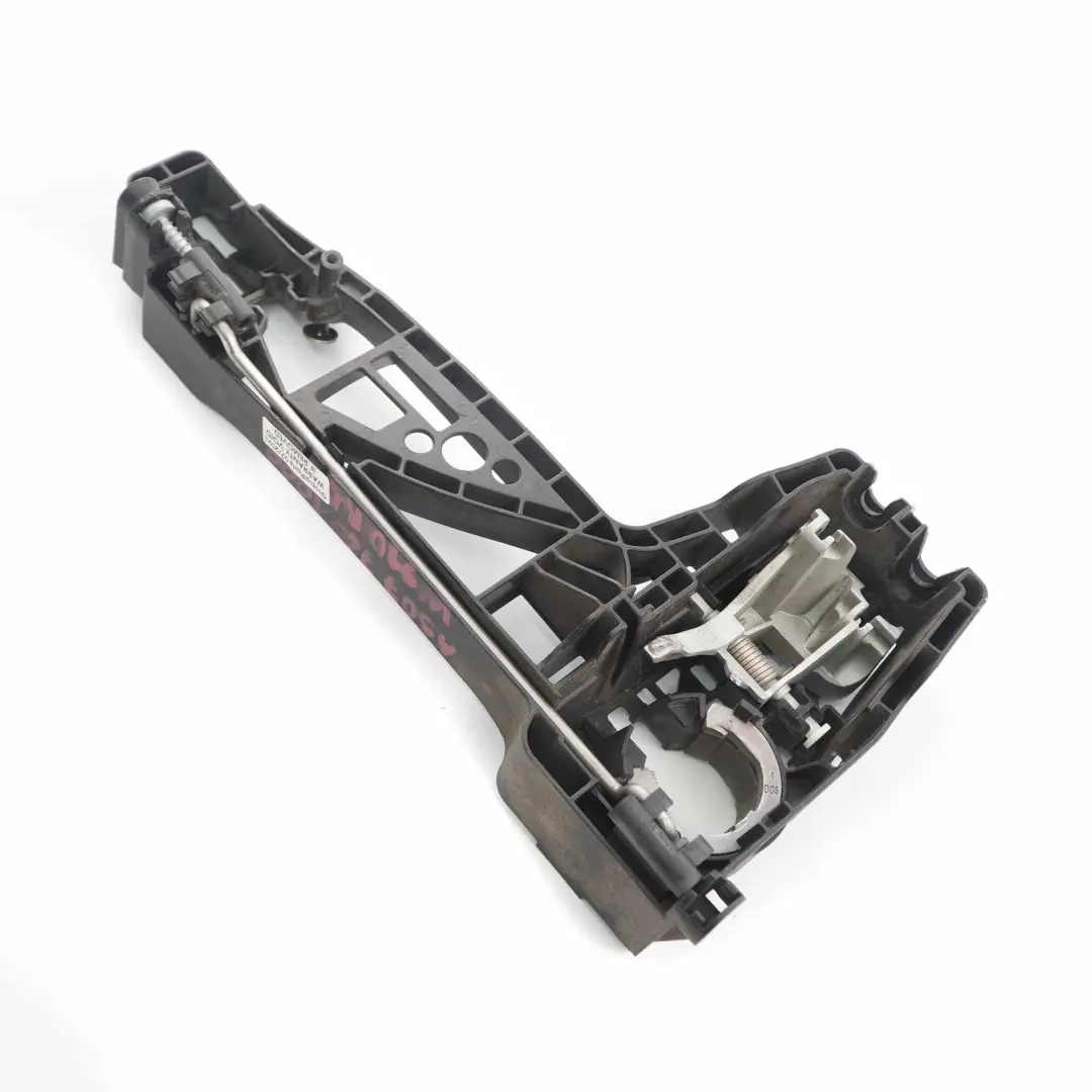 Porta scorrevole posteriore sinistra Supporto base maniglia per Mercedes W910 con numero di parte A9077601000 Mercedes W910 Porta scorrevole posteriore sinistra Supporto base maniglia - SKU A9077601000 - Numero di parte A9077601000