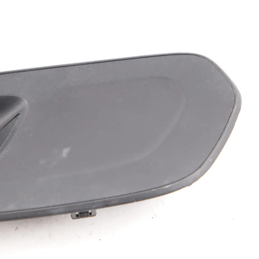  Maniglia porta Mercedes W907 W910 interna anteriore sinistra Nero - SKU A9077601700 - Numero di parte A9077601700