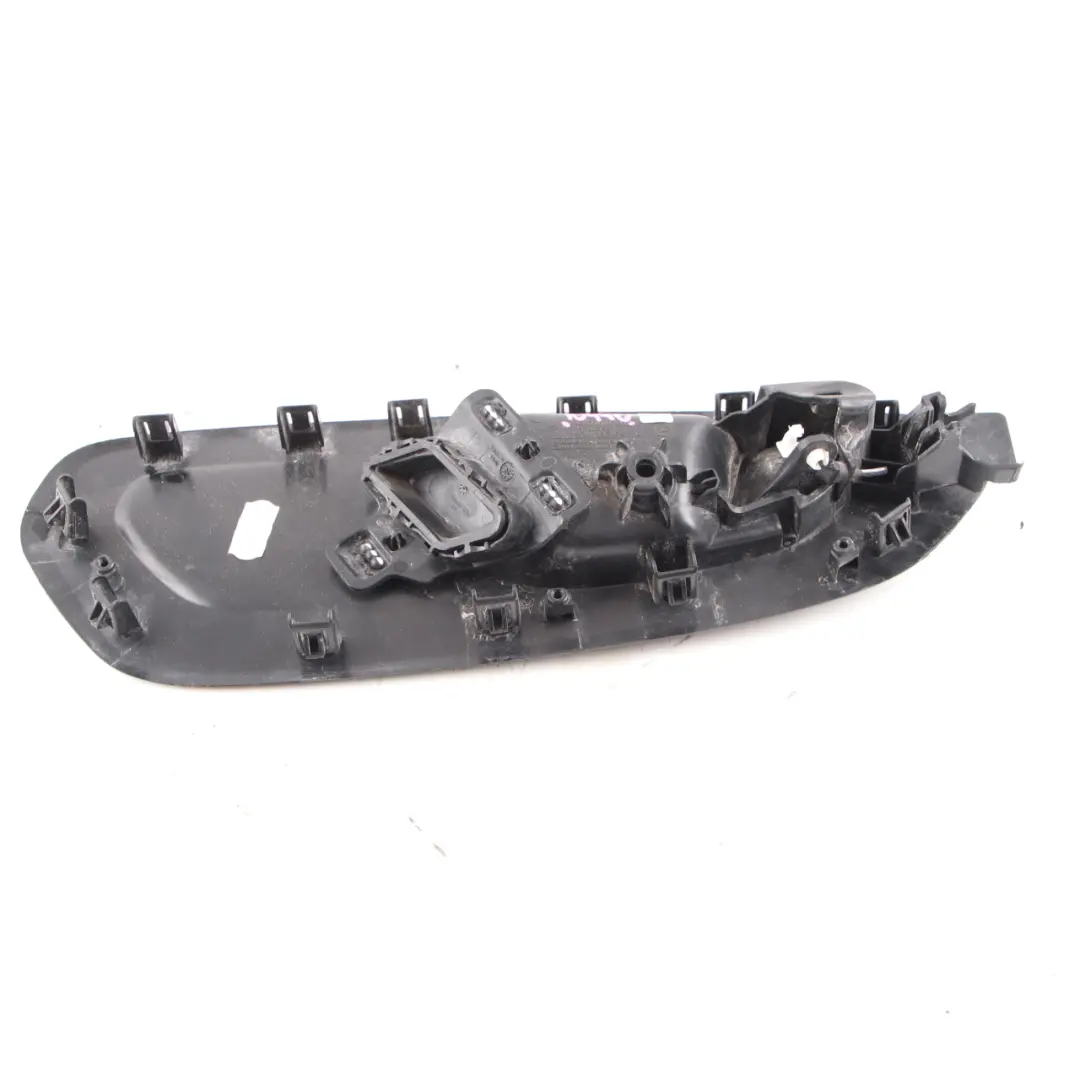  Poignée porte Mercedes W907 W910 Grappin intérieur avant gauche noir - SKU A9077601700 - Numéro de pièce A9077601700