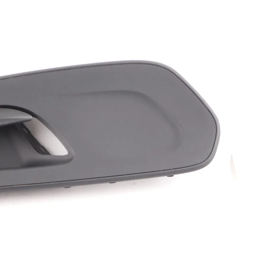  Maniglia porta Mercedes W907 W910 Grab interno anteriore destro Nero - SKU A9077605500 - Numero di parte A9077605500