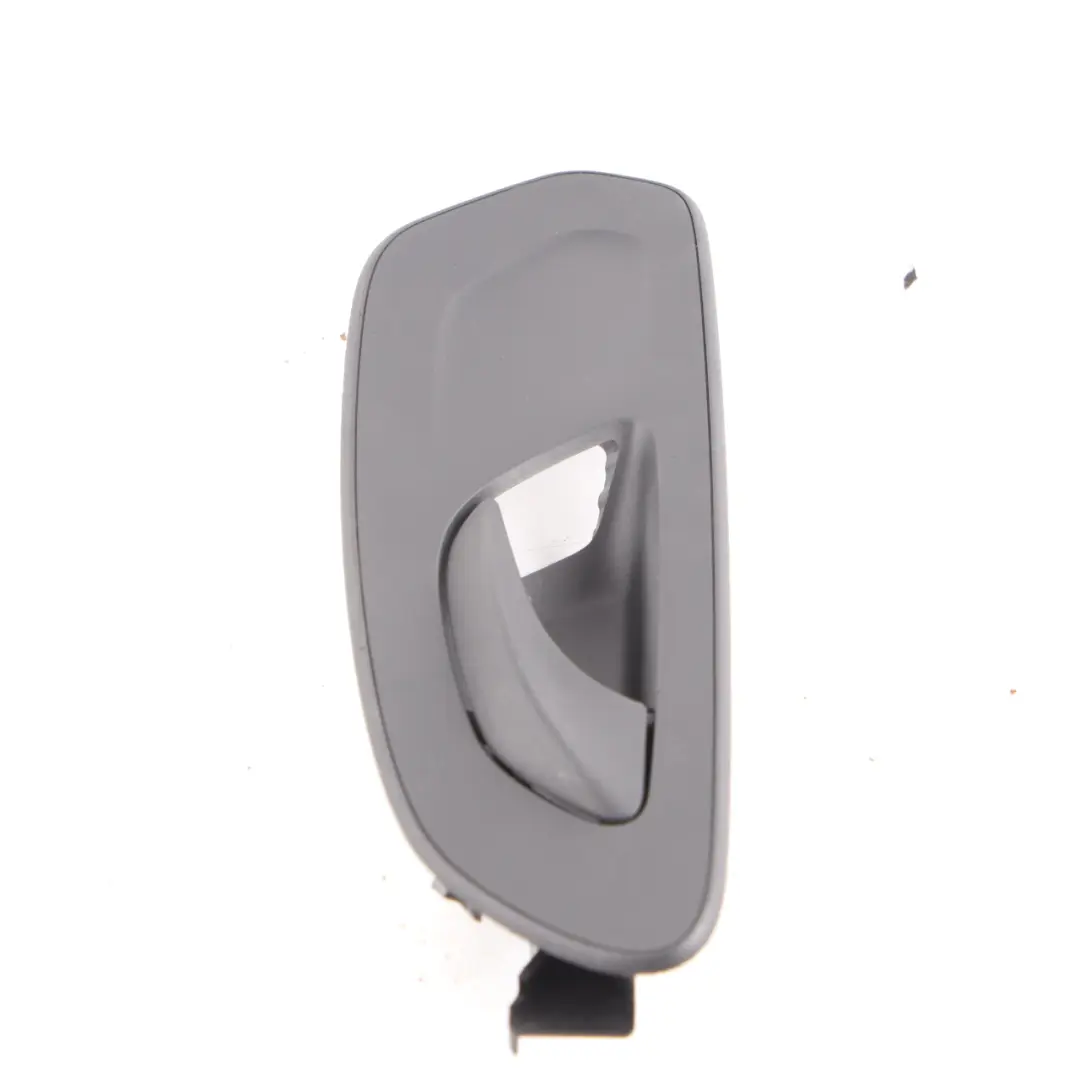  Poignée porte Mercedes W907 W910 Prise intérieure avant droite noire - SKU A9077605500 - Numéro de pièce A9077605500