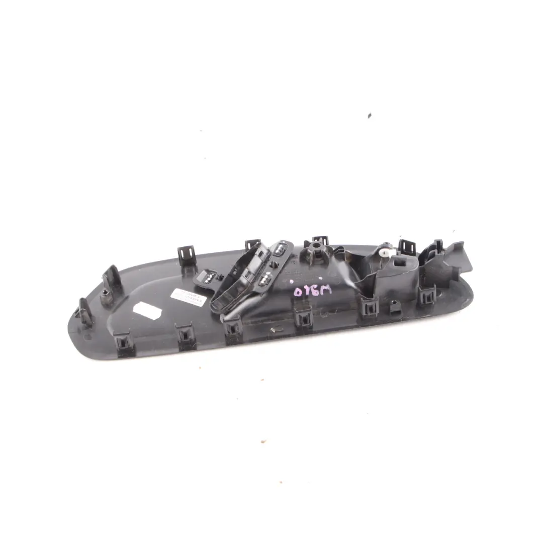  Maniglia porta Mercedes W907 W910 Grab interno anteriore destro Nero - SKU A9077605500 - Numero di parte A9077605500