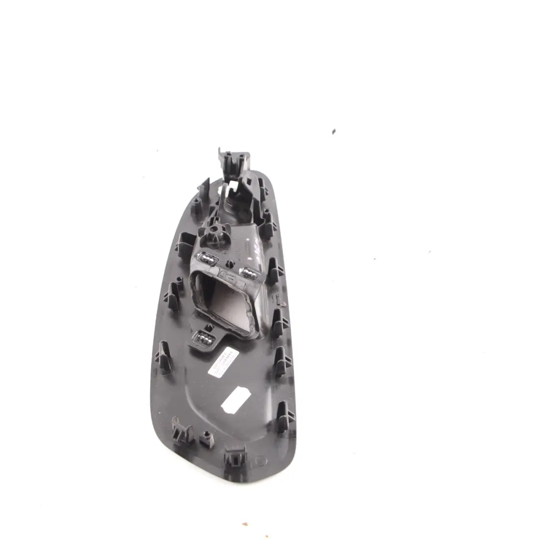  Maniglia porta Mercedes W907 W910 Grab interno anteriore destro Nero - SKU A9077605500 - Numero di parte A9077605500