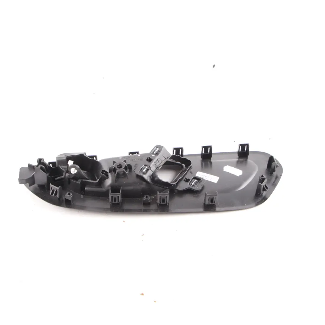  Maniglia porta Mercedes W907 W910 Grab interno anteriore destro Nero - SKU A9077605500 - Numero di parte A9077605500