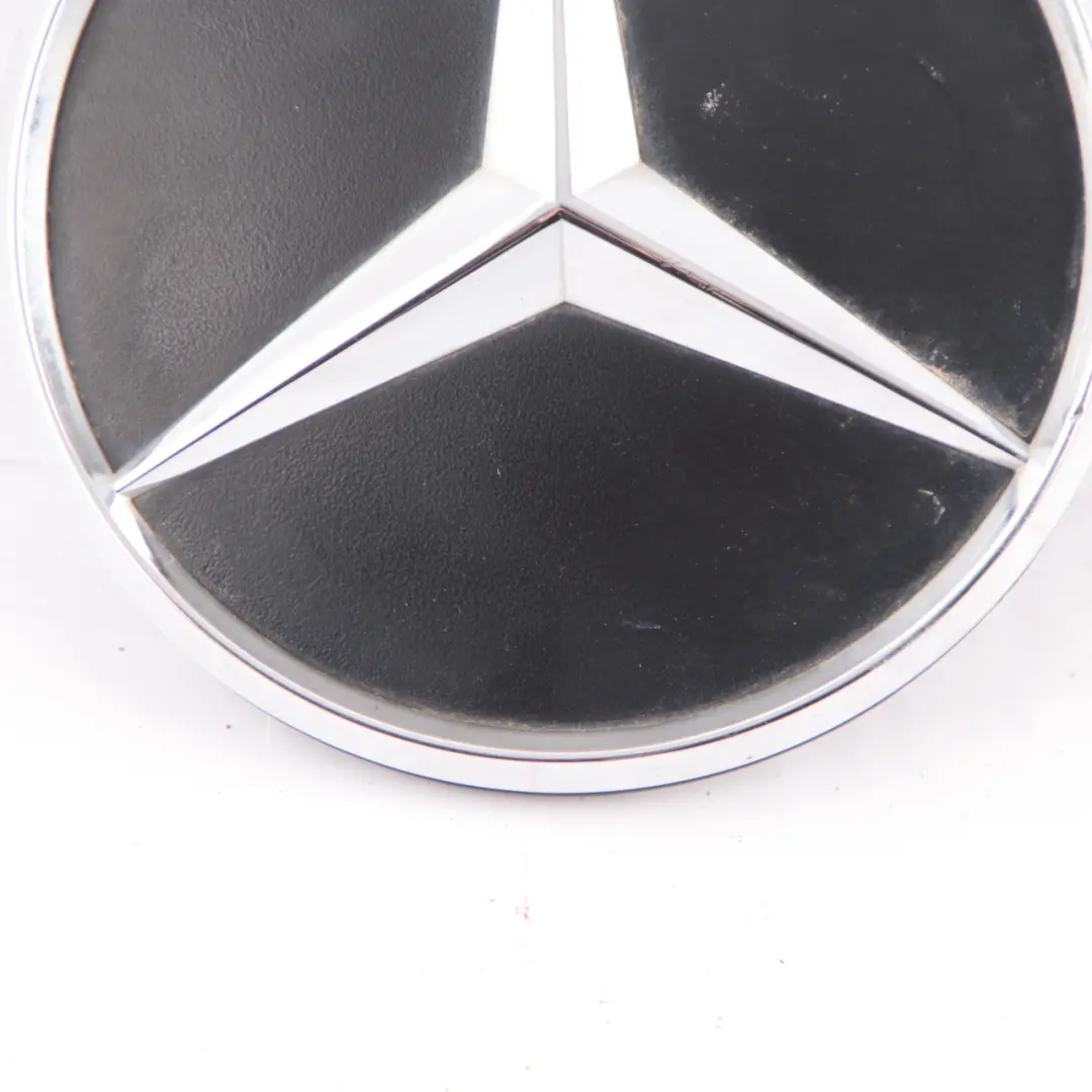 W907 W910 Heckklappenemblem Kofferraum Stern Logo Abzeichen für Mercedes mit Teilenummer A9078172400 Mercedes W907 W910 Heckklappenemblem Kofferraum Stern Logo Abzeichen - SKU A9078172400 - Teilenummer A9078172400