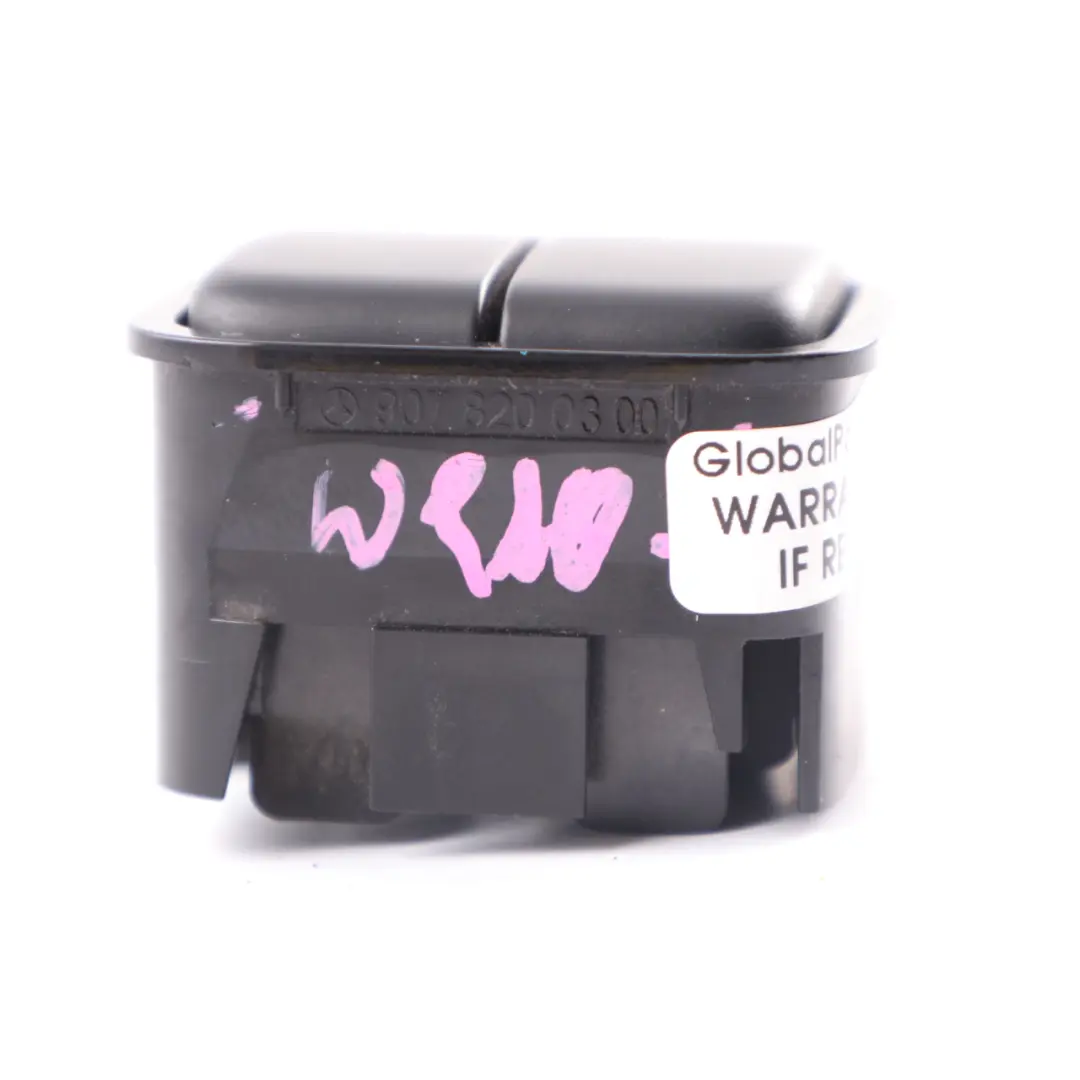 Boîtier d'interrupteur Mercedes Sprinter W907 W910 Cache bord pour à propos du numéro de pièce A9078200300 Boîtier d'interrupteur Mercedes Sprinter W907 W910 Cache bord - SKU A9078200300 - Numéro de pièce A9078200300