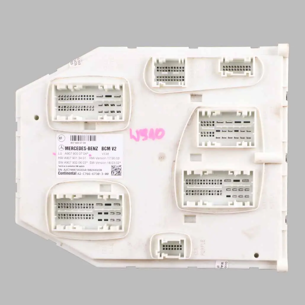 W907 W910 Body Control Modul SAM BCM Einheit ECU für Mercedes Sprinter mit Teilenummer A9079000704 Mercedes Sprinter W907 W910 Body Control Modul SAM BCM Einheit ECU - SKU A9079000704 - Teilenummer A9079000704