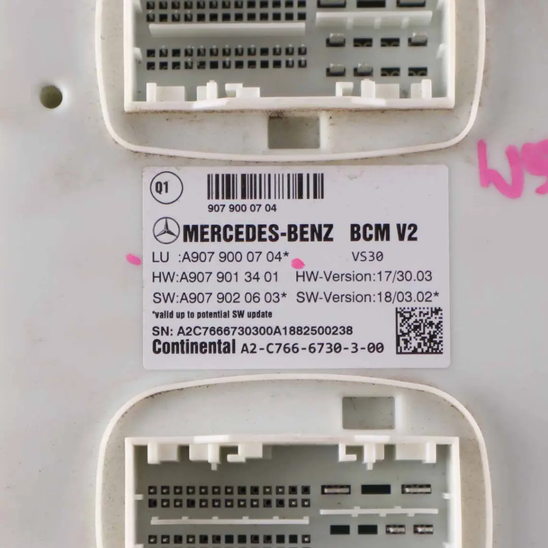 Body Control Module Mercedes Sprinter W907 W910 SAM BCM Unit ECU to with Part number A9079000704 Body Control Module Mercedes Sprinter W907 W910 SAM BCM Unit ECU - SKU A9079000704 - Part number A9079000704
