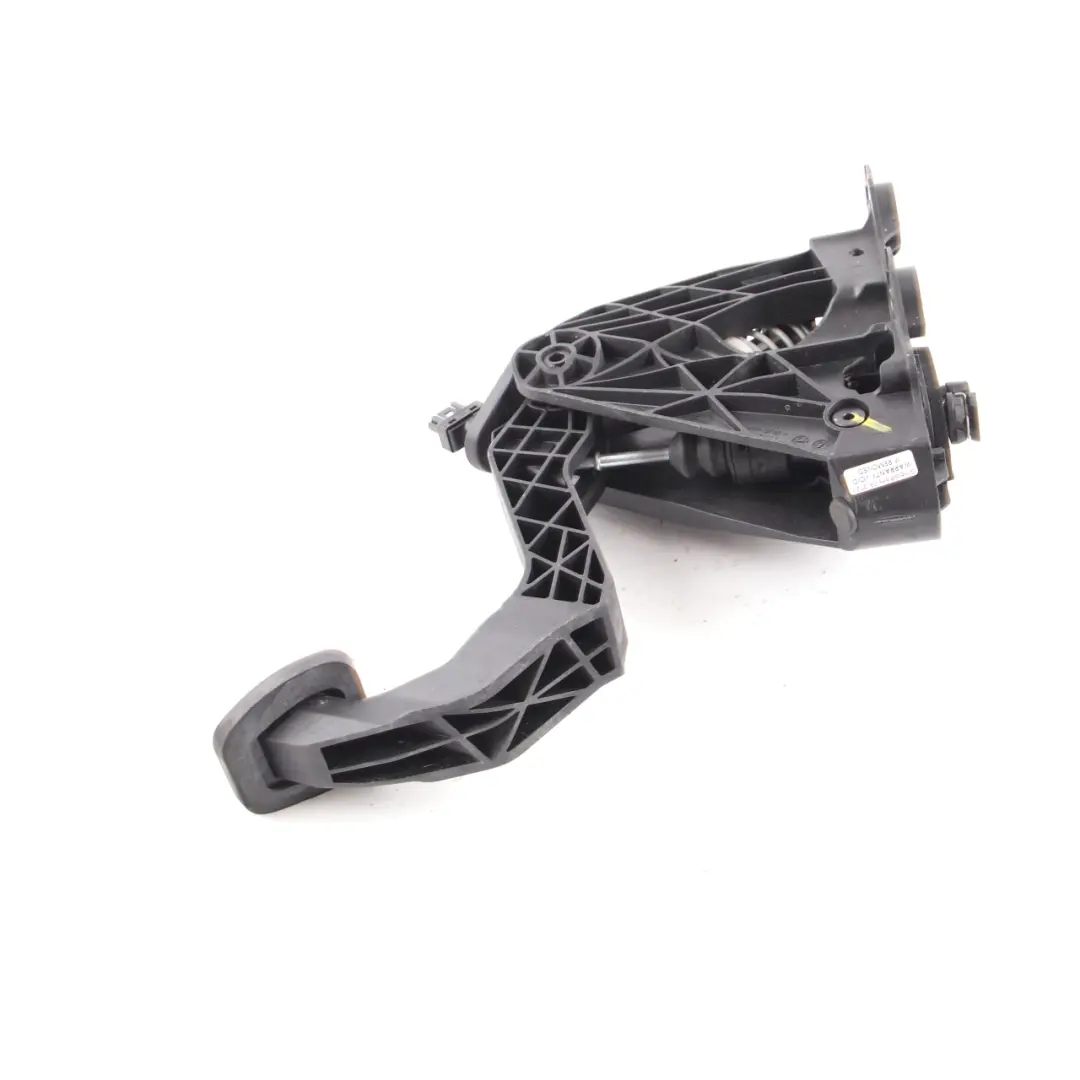 Clutch Pedal Assembly to Mercedes Sprinter W910 with Part number A9102900600 Mercedes Sprinter W910 Clutch Pedal Assembly - SKU A9102900600 - Part number A9102900600