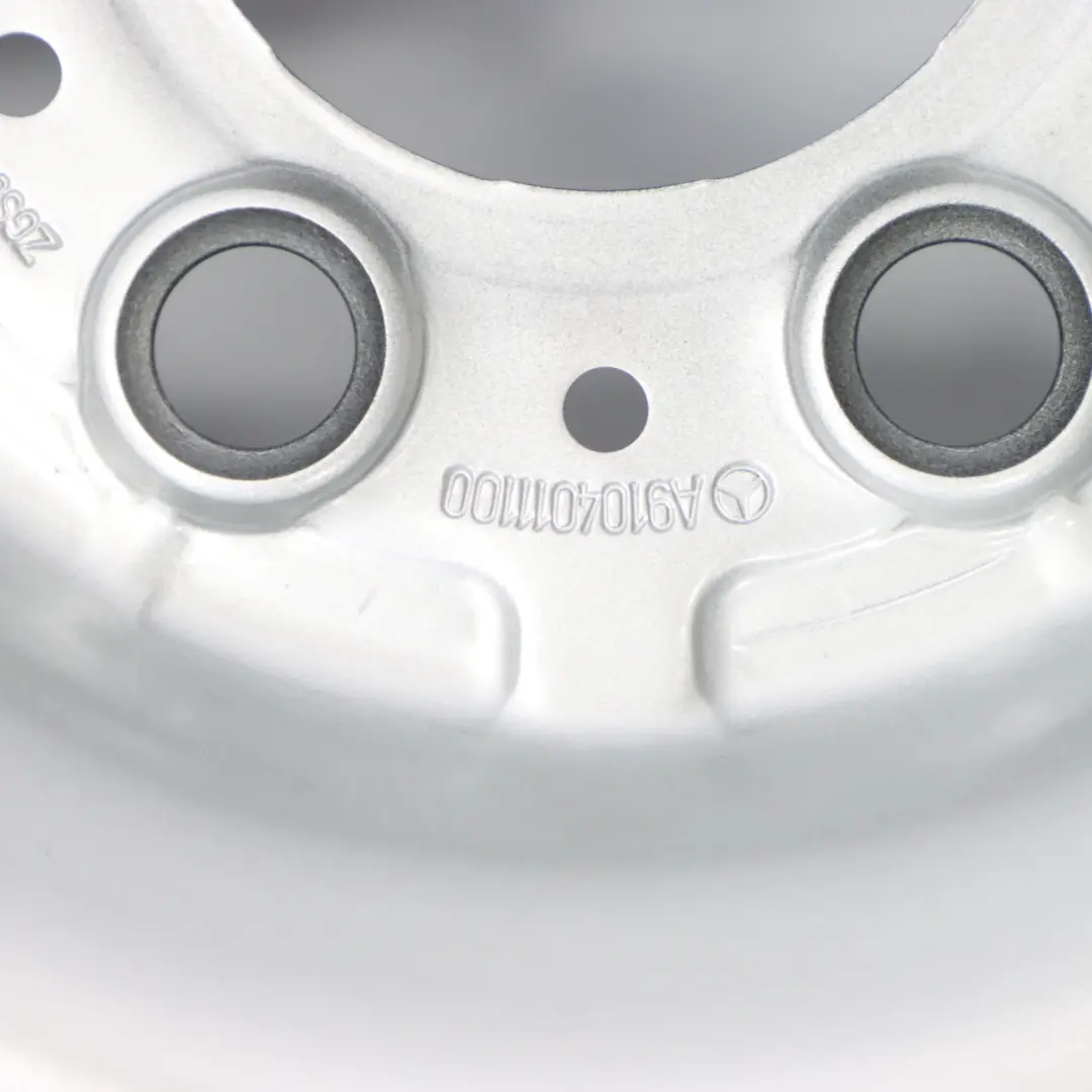 Mercedes Sprinter W907 W910 Llanta de acero plateada 16" 6,5J ET:62 - SKU A9104011100 - Número de pieza A9104011100