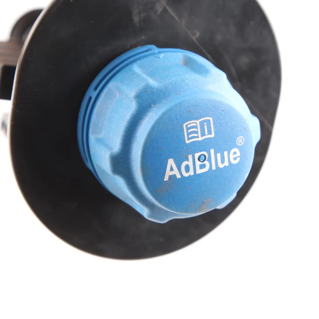 AdBlue Tank Einfüllstutzen für Mercedes Sprinter W910 mit Teilenummer A9104700100 Mercedes Sprinter W910 AdBlue Tank Einfüllstutzen - SKU A9104700100 - Teilenummer A9104700100