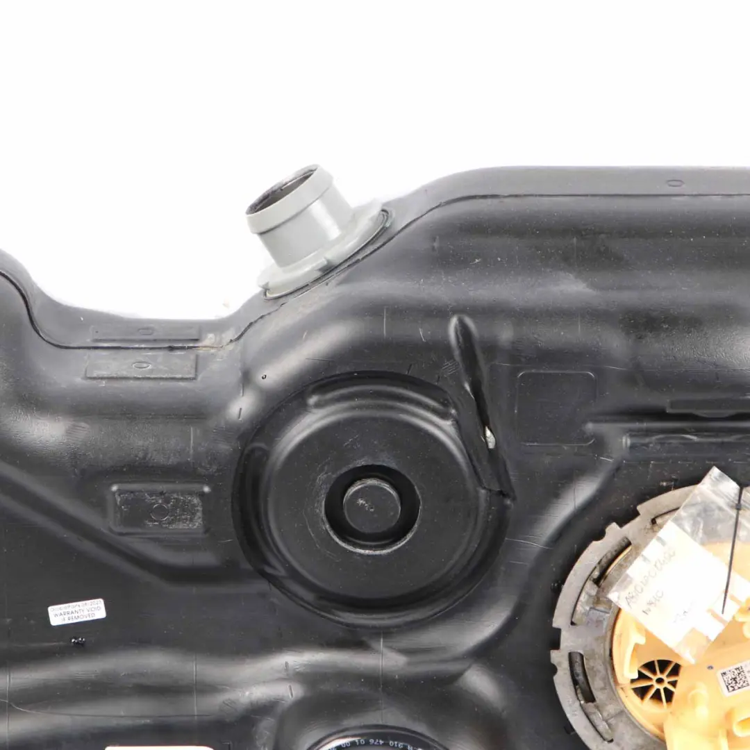 OM651 Diesel Complete Tank Reservoir 65L to Mercedes Sprinter W910 Fuel Tank with Part number A9104700400 Mercedes Sprinter W910 Fuel Tank OM651 Diesel Complete Tank Reservoir 65L - SKU A9104700400 - Part number A9104700400