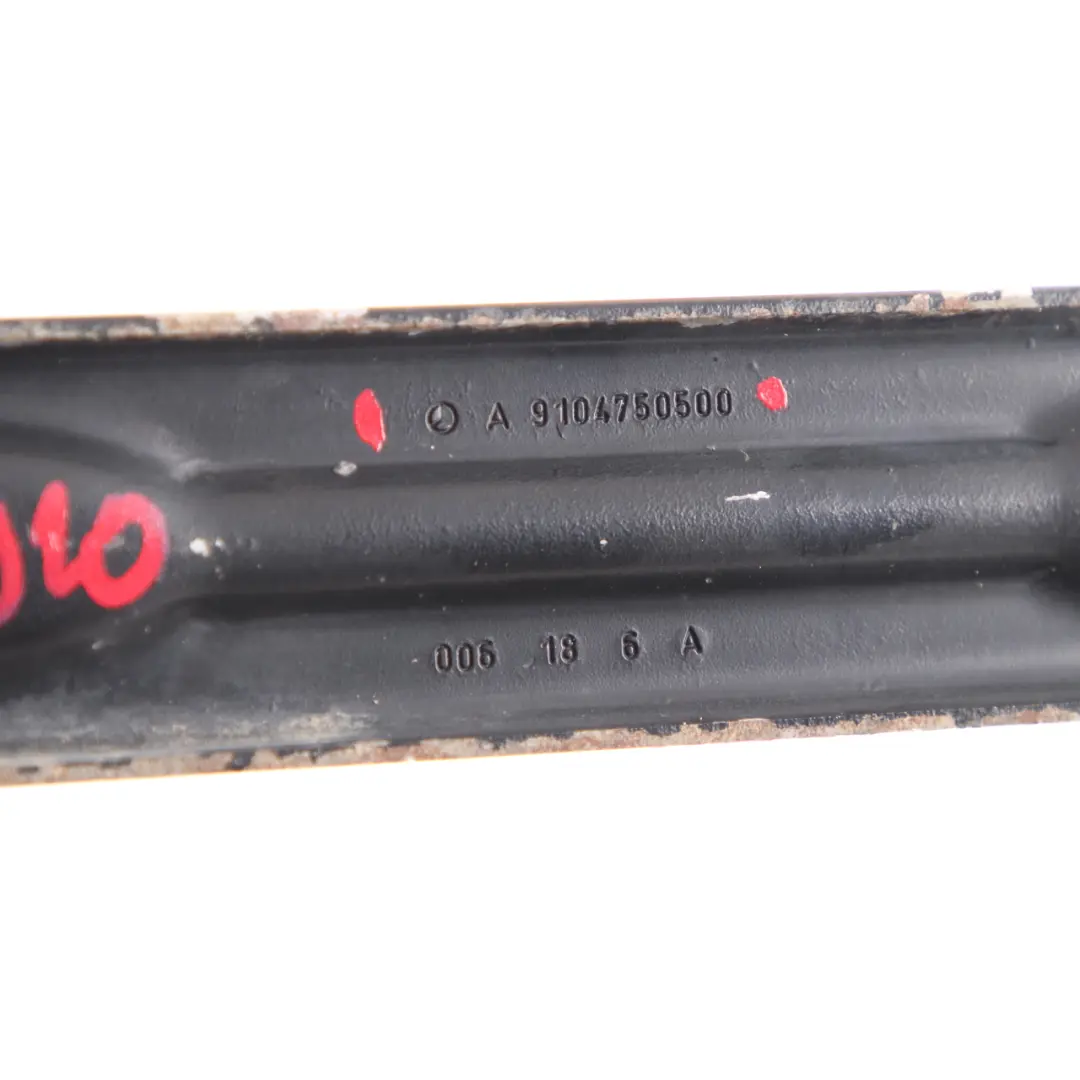 Supporto tensione serbatoio carburante per Mercedes Sprinter W910 con numero di parte A9104750500 Mercedes Sprinter W910 Supporto tensione serbatoio carburante - SKU A9104750500 - Numero di parte A9104750500