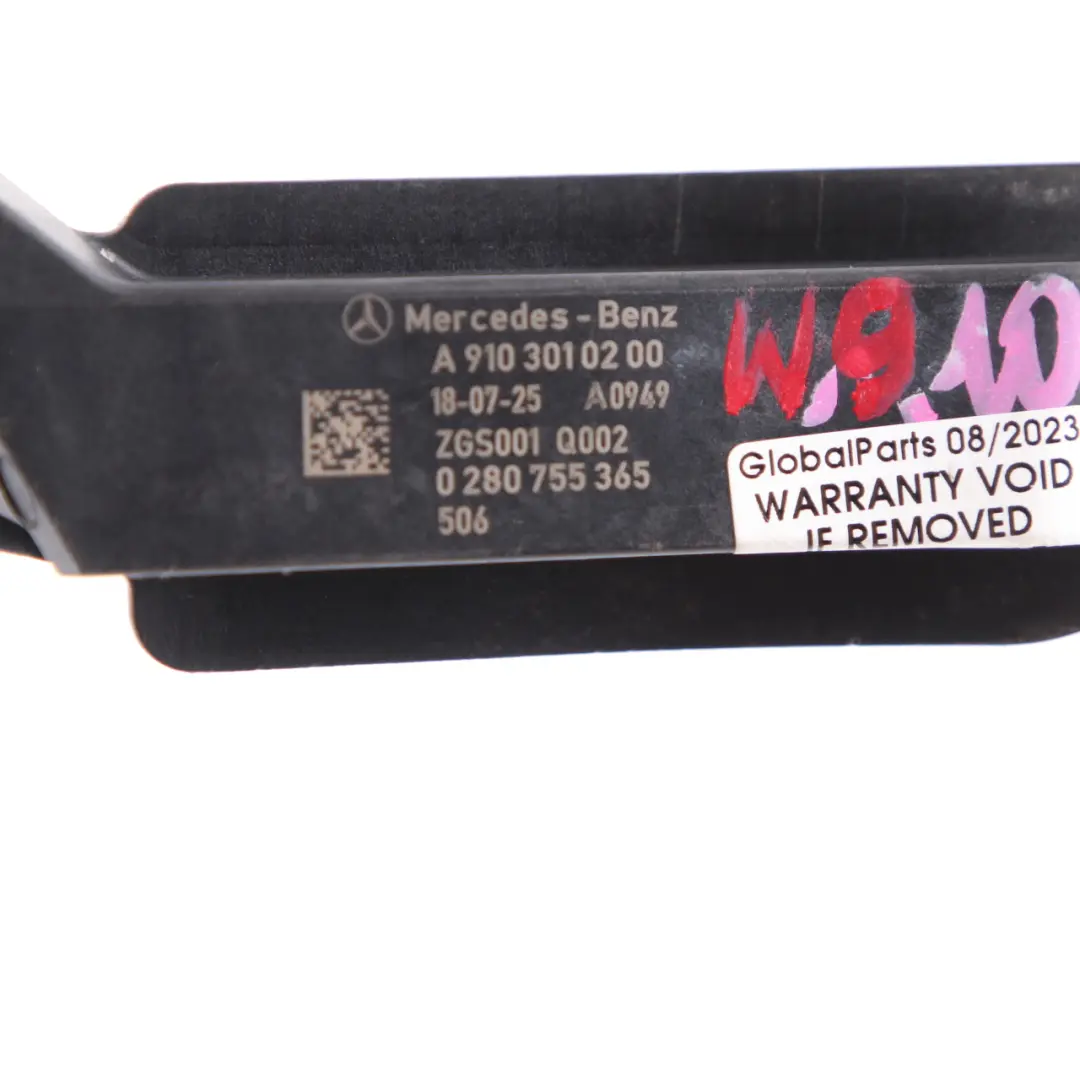 Throttle Accelerator Pedal to Mercedes Sprinter W910 with Part number A9103010200 Mercedes Sprinter W910 Throttle Accelerator Pedal - SKU A9103010200 - Part number A9103010200