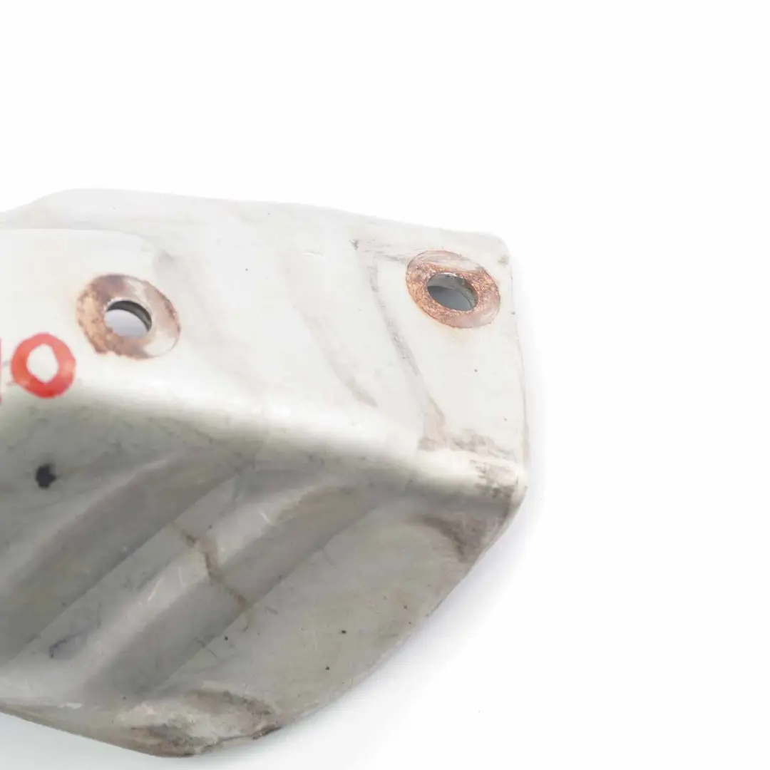 Auspuff Katalysator Halterung Halterung für Mercedes W910 mit Teilenummer A9104921700 Mercedes W910 Auspuff Katalysator Halterung Halterung - SKU A9104921700 - Teilenummer A9104921700