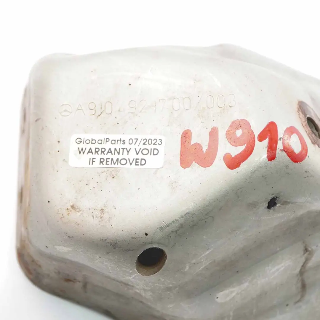 Supporto convertitore catalitico scarico Montaggio staffa per Mercedes W910 con numero di parte A9104921700 Mercedes W910 Supporto convertitore catalitico scarico Montaggio staffa - SKU A9104921700 - Numero di parte A9104921700