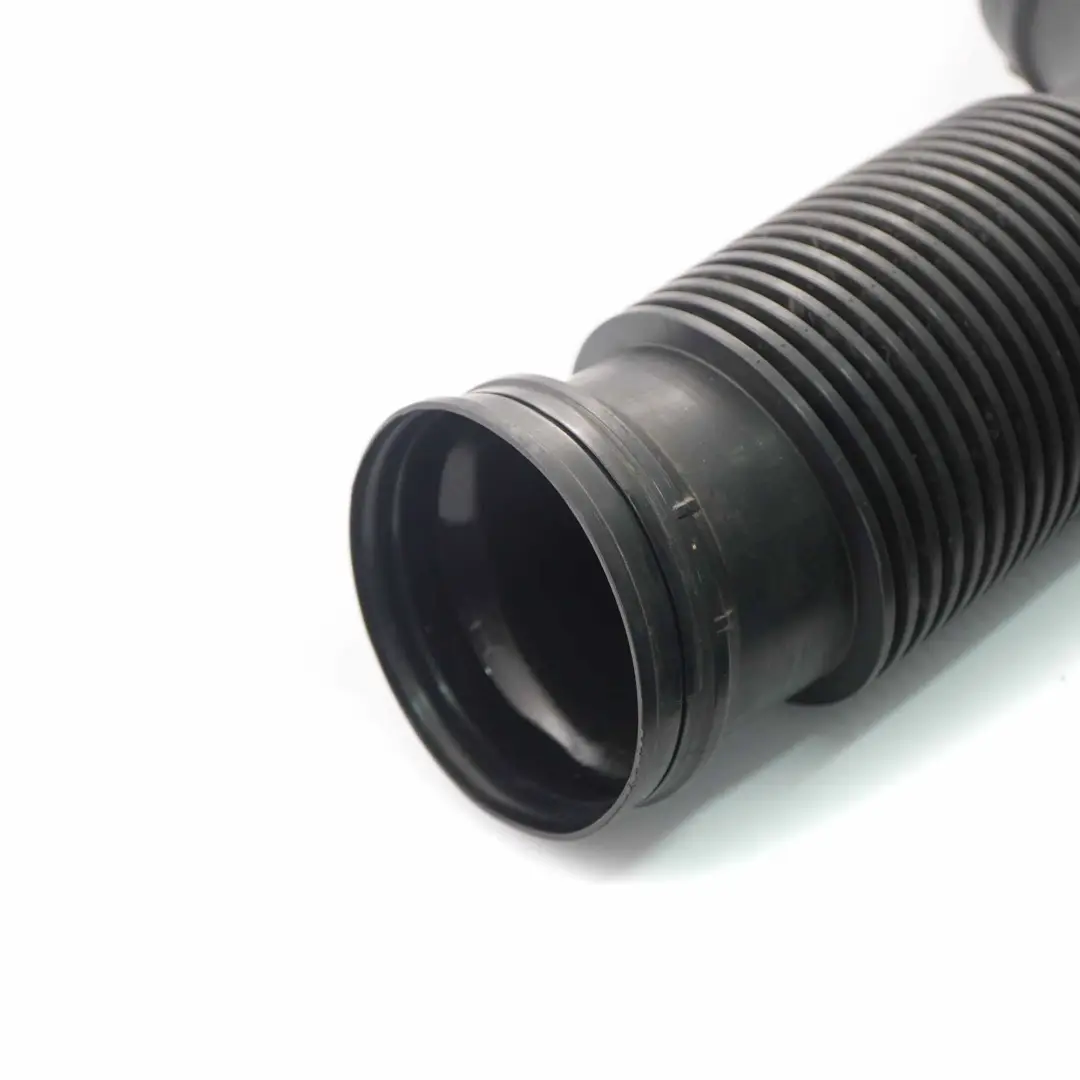 aspirazione tubo filtro tubo linea per Mercedes Sprinter W910 Diesel con numero di parte A9105281700 Mercedes Sprinter W910 Diesel aspirazione tubo filtro tubo linea - SKU A9105281700 - Numero di parte A9105281700