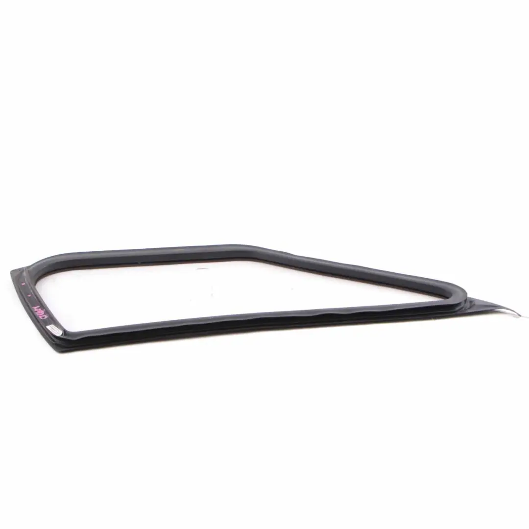  Joint vitre Mercedes W907 W910 Porte Avant Droite Cadre Joint A9106710100 - SKU A9106710300 - Numéro de pièce A9106710300