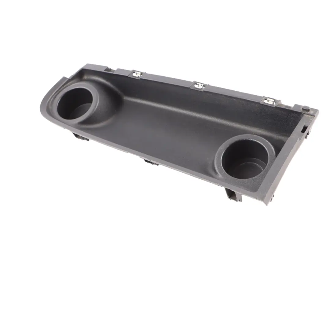 Coperchio Interno Portabicchieri per Mercedes W910 con numero di parte A9106803301 Mercedes W910 Coperchio Interno Portabicchieri - SKU A9106803301 - Numero di parte A9106803301