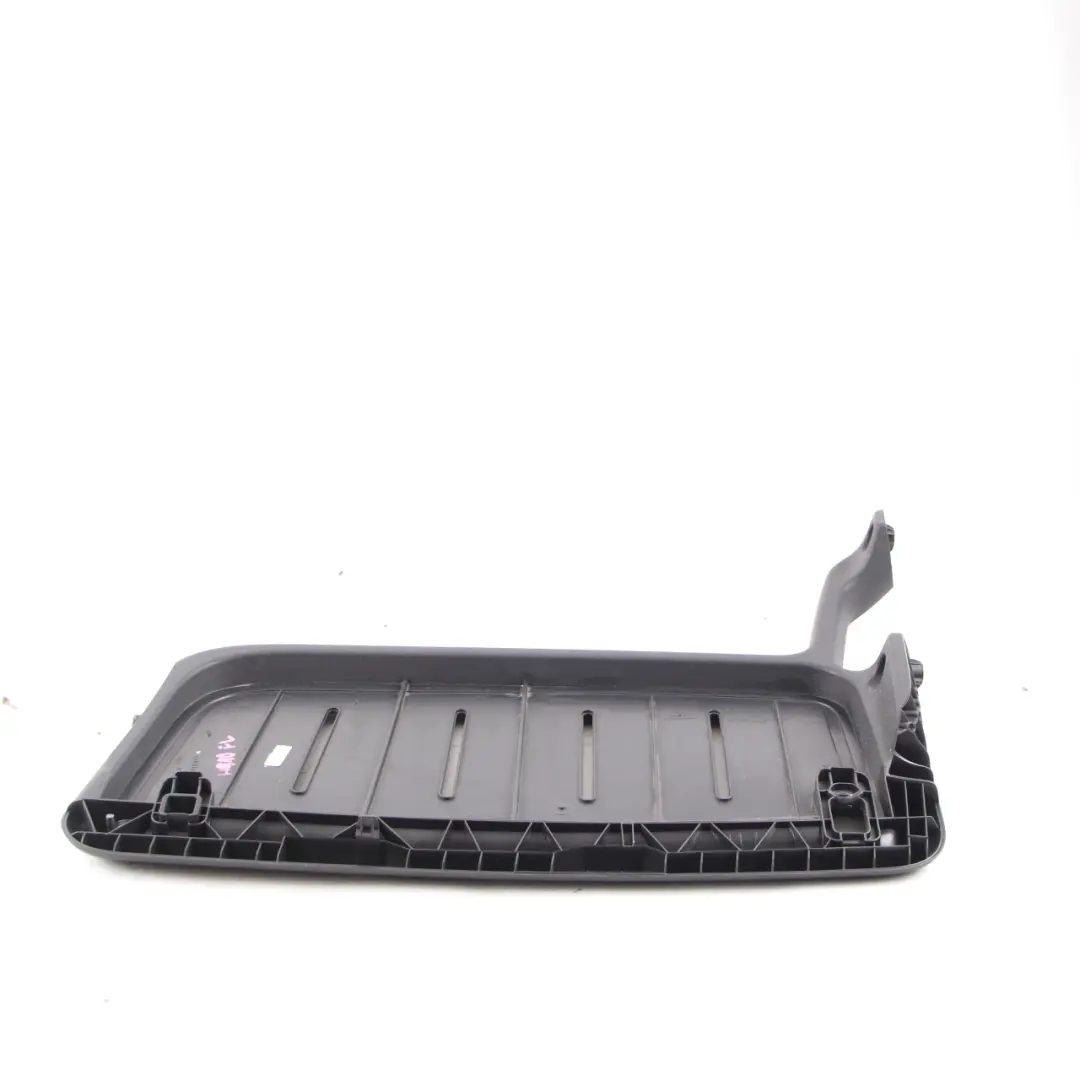 Mercedes Sprinter W910 Pare soleil gauche Support garniture - SKU A9106900002 - Numéro de pièce A9106900002