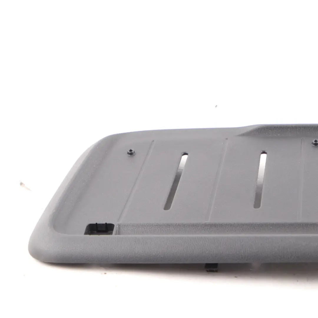 Mercedes Sprinter W910 Parasol Derecho Soporte Tapa Embellecedor - SKU A9106902100 - Número de pieza A9106902100