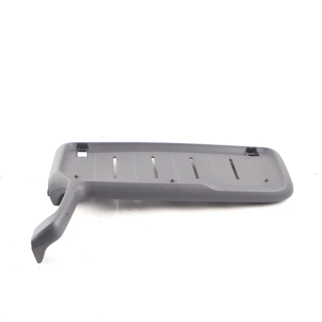 Visiera Parasole Destra Staffa Trim Holder per Mercedes Sprinter W910 con numero di parte A9106902100 Mercedes Sprinter W910 Visiera Parasole Destra Staffa Trim Holder - SKU A9106902100 - Numero di parte A9106902100