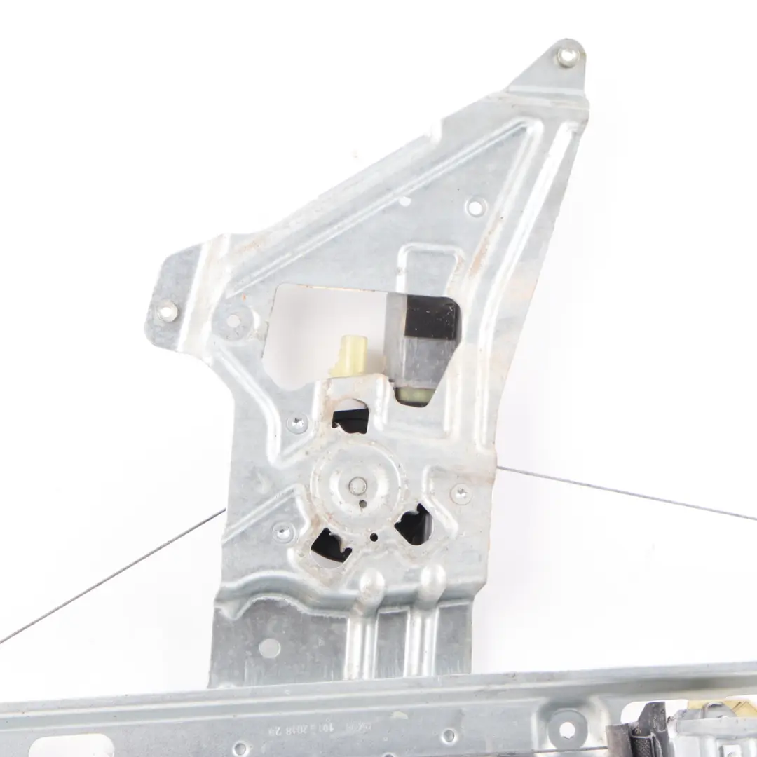 Regulador de ventana delantera derecha para Mercedes Sprinter W910 con número de pieza A9107201100 Mercedes Sprinter W910 Regulador de ventana delantera derecha - SKU A9107201100 - Número de pieza A9107201100