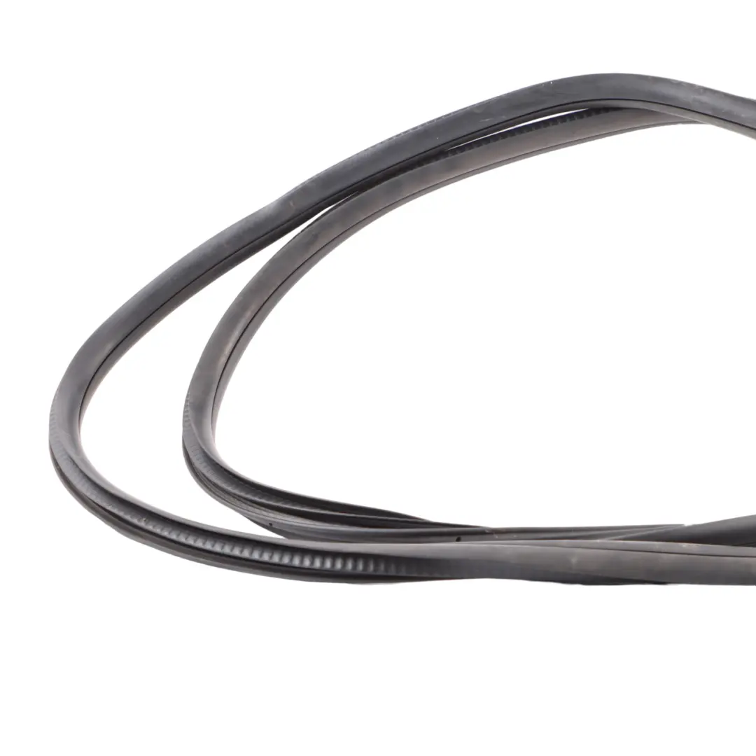 W907 Guarnizione porta anteriore sinistra destra per Mercedes con numero di parte A9107203400 Mercedes W907 Guarnizione porta anteriore sinistra destra - SKU A9107203400 - Numero di parte A9107203400