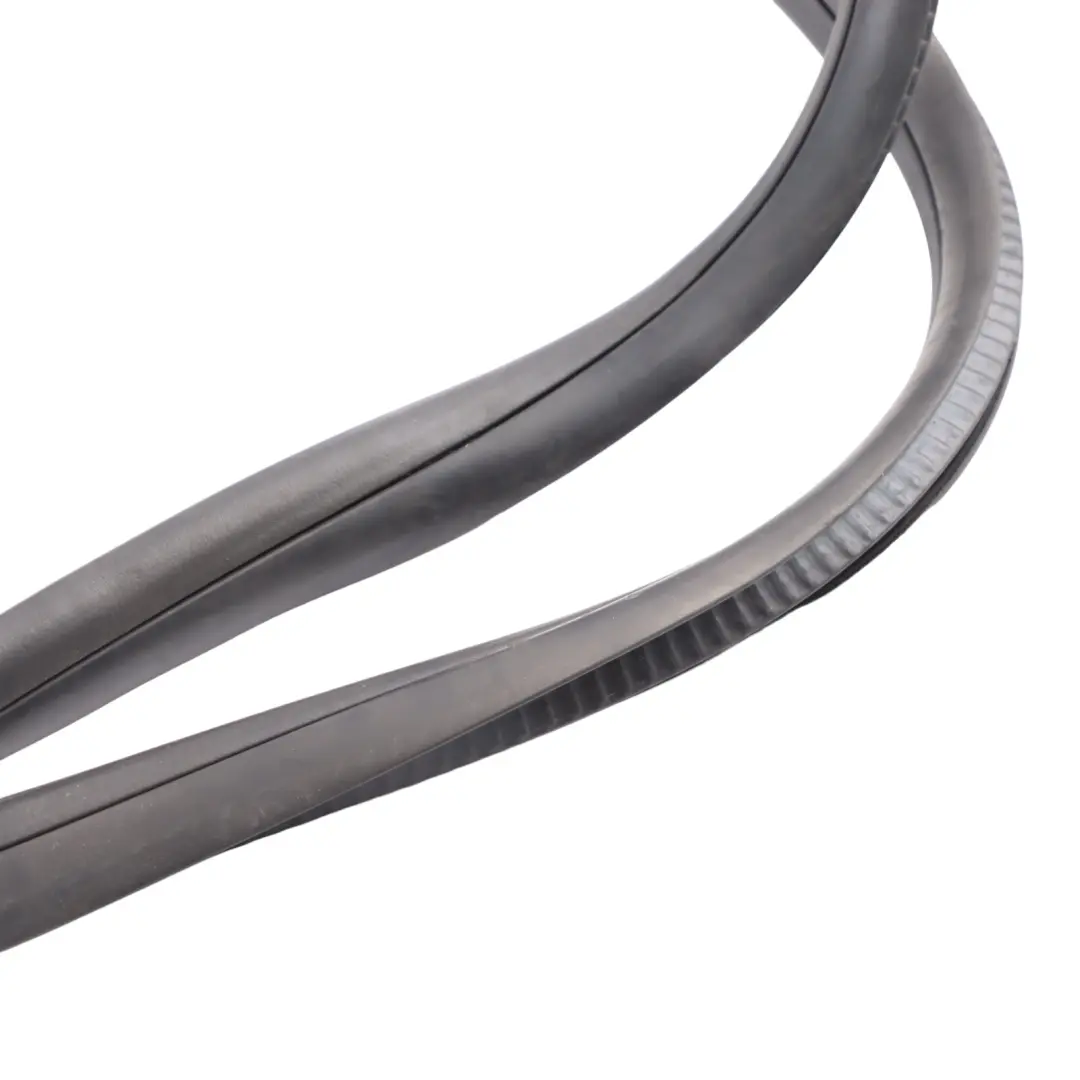 Mercedes W907 Joint de Porte Avant Gauche Droite - SKU A9107203400 - Numéro de pièce A9107203400