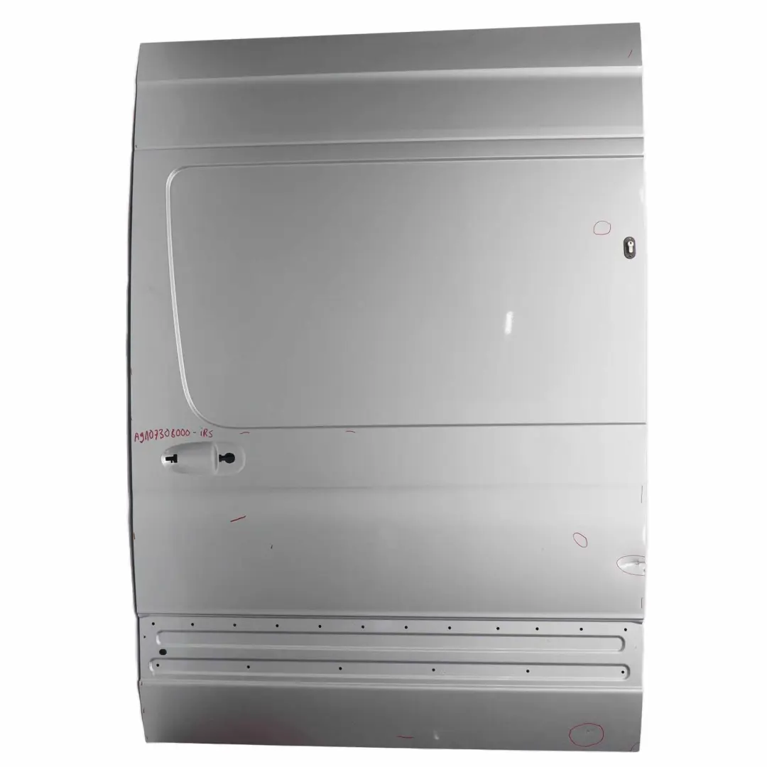 Drzwi Przesuwne Srebrne Lewy Tył 775 do Mercedes W910 o numerze A9107308000 Mercedes W910 Drzwi Przesuwne Srebrne Lewy Tył 775 - SKU A9107308000-IRS - Numer Części A9107308000