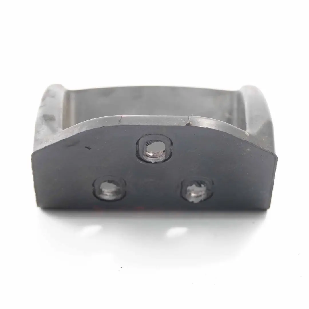 Tope Puerta Freno Goma Corredera Trasera Izquierda para Mercedes W906 con número de pieza A9107330200 Mercedes W906 Tope Puerta Freno Goma Corredera Trasera Izquierda - SKU A9107330200 - Número de pieza A9107330200