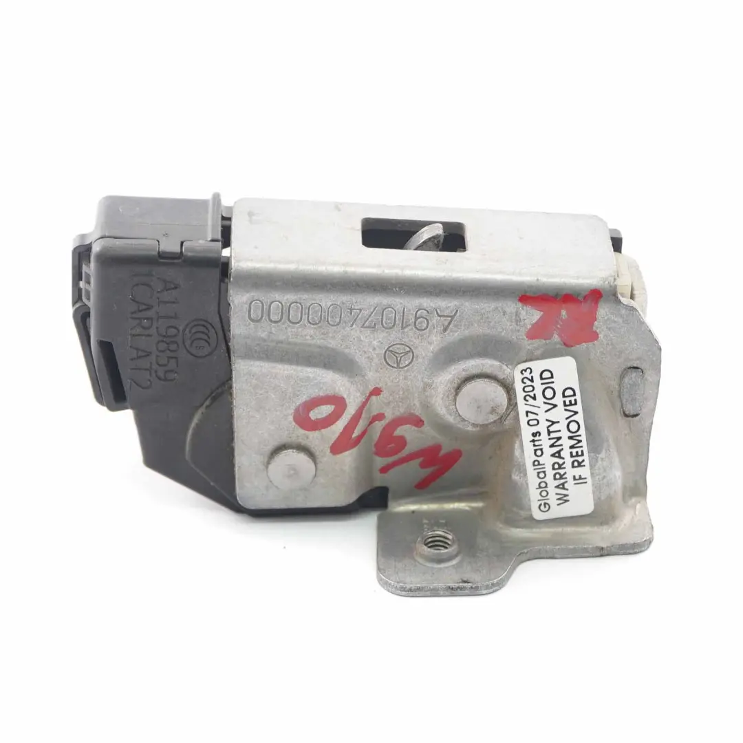Cerradura puerta Mercedes W907 W910 cierre portón trasero izquierdo para con número de pieza A9107400000 Cerradura puerta Mercedes W907 W910 cierre portón trasero izquierdo - SKU A9107400000 - Número de pieza A9107400000