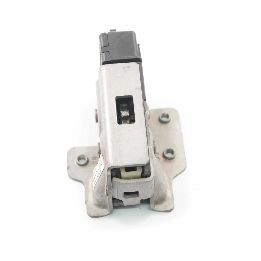 Cerradura puerta Mercedes W907 W910 cierre portón trasero izquierdo para con número de pieza A9107400000 Cerradura puerta Mercedes W907 W910 cierre portón trasero izquierdo - SKU A9107400000 - Número de pieza A9107400000