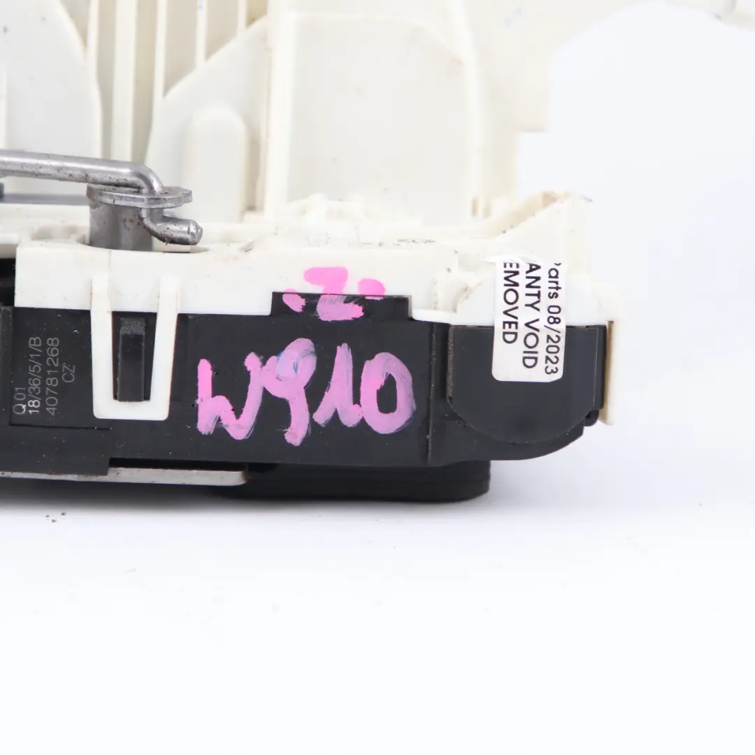 Door Lock Mercedes Sprinter W907 W910 Rear Right O/S Latch Mechanism to with Part number A9107407600 Door Lock Mercedes Sprinter W907 W910 Rear Right O/S Latch Mechanism - SKU A9107407600 - Part number A9107407600