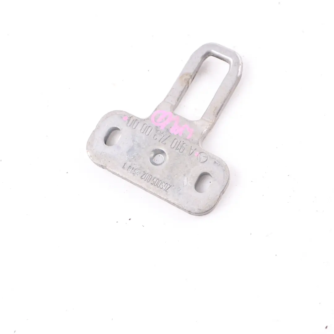 Door Lock Striker Mercedes Sprinter W907 W910 Rear Right O/S Brake to with Part number A9107430000 Door Lock Striker Mercedes Sprinter W907 W910 Rear Right O/S Brake - SKU A9107430000 - Part number A9107430000