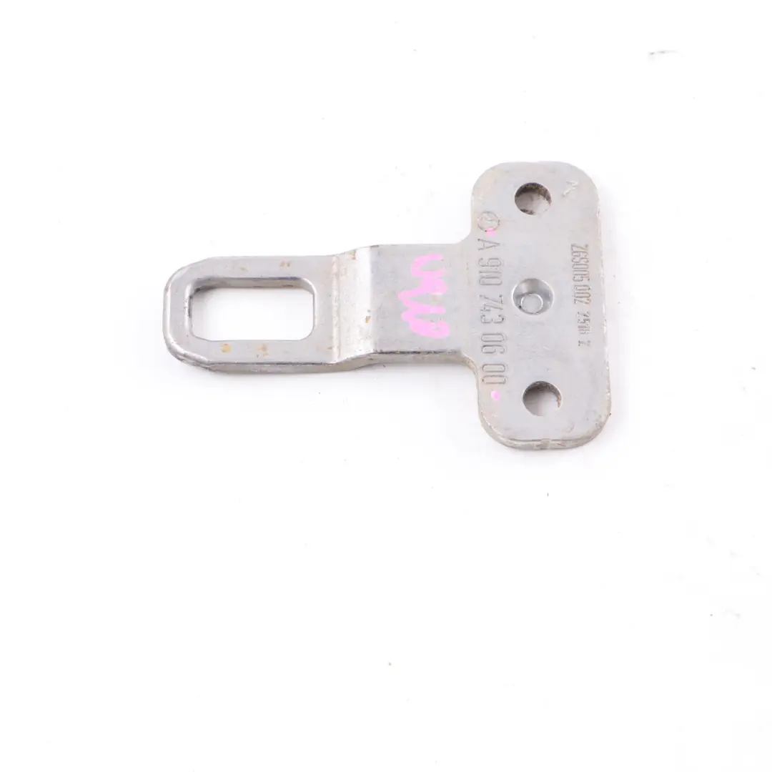 Gâche porte Mercedes Sprinter W907 W910 Arrière Gauche Frein pour à propos du numéro de pièce A9107430600 Gâche porte Mercedes Sprinter W907 W910 Arrière Gauche Frein - SKU A9107430600 - Numéro de pièce A9107430600