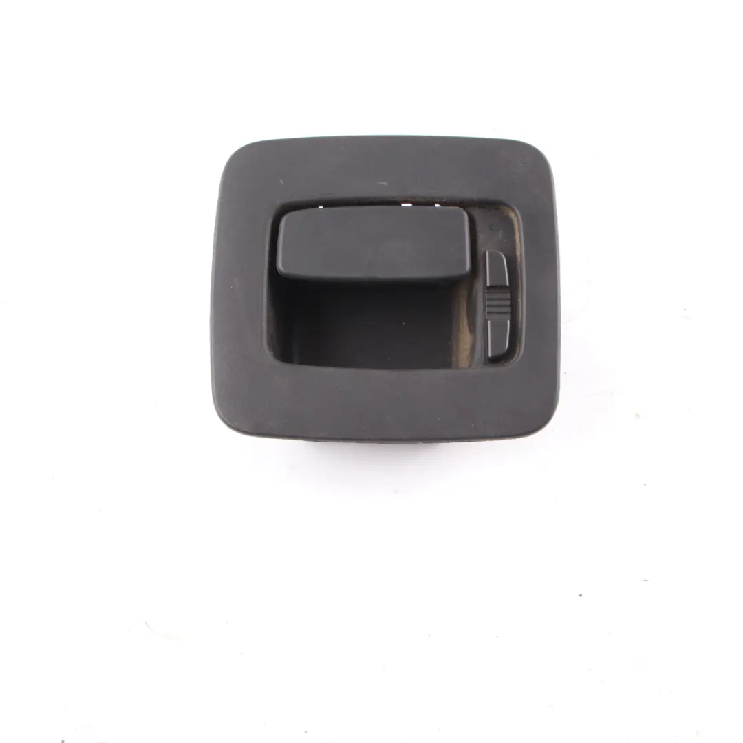 Maniglia di sblocco porta interna anteriore destra per Mercedes W910 con numero di parte A9107600600 Mercedes W910 Maniglia di sblocco porta interna anteriore destra - SKU A9107600600 - Numero di parte A9107600600