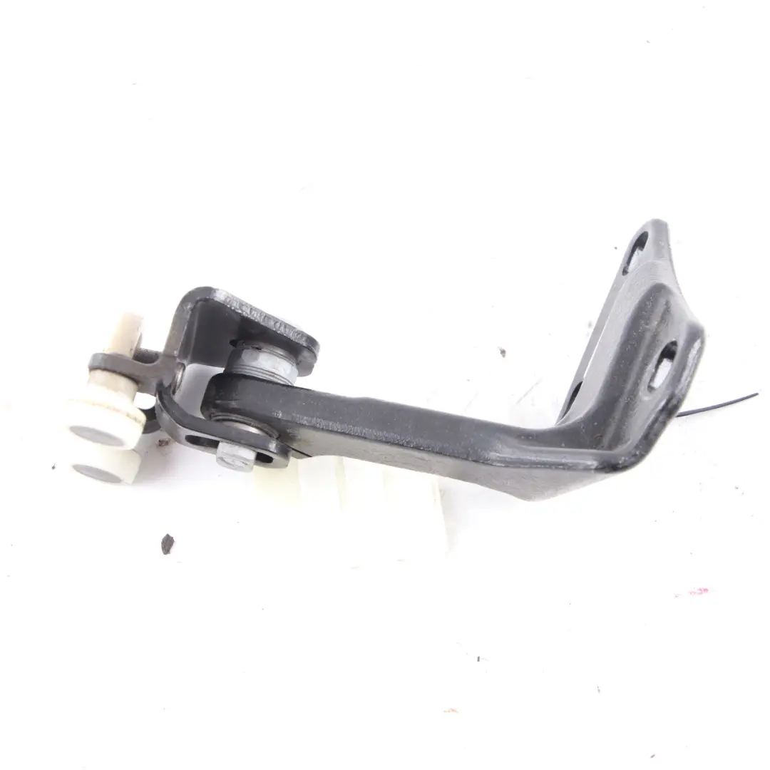 Mercedes Sprinter W910 Porta scorrevole sinistra Guida superiore - SKU A9107605600 - Numero di parte A9107605600