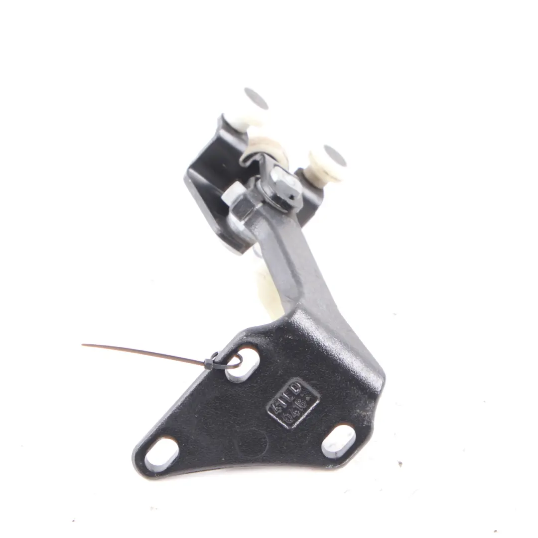 Puerta Corredera Izquierda Rodillo Superior para Mercedes Sprinter W910 con número de pieza A9107605600 Mercedes Sprinter W910 Puerta Corredera Izquierda Rodillo Superior - SKU A9107605600 - Número de pieza A9107605600