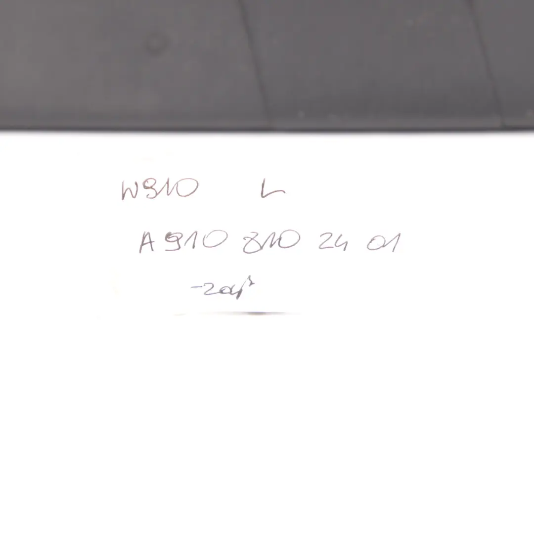 Osłona Przeciwsłoneczna Daszek Lewy do Mercedes Sprinter W910 o numerze A9108102401 Mercedes Sprinter W910 Osłona Przeciwsłoneczna Daszek Lewy - SKU A9108102401 - Numer Części A9108102401