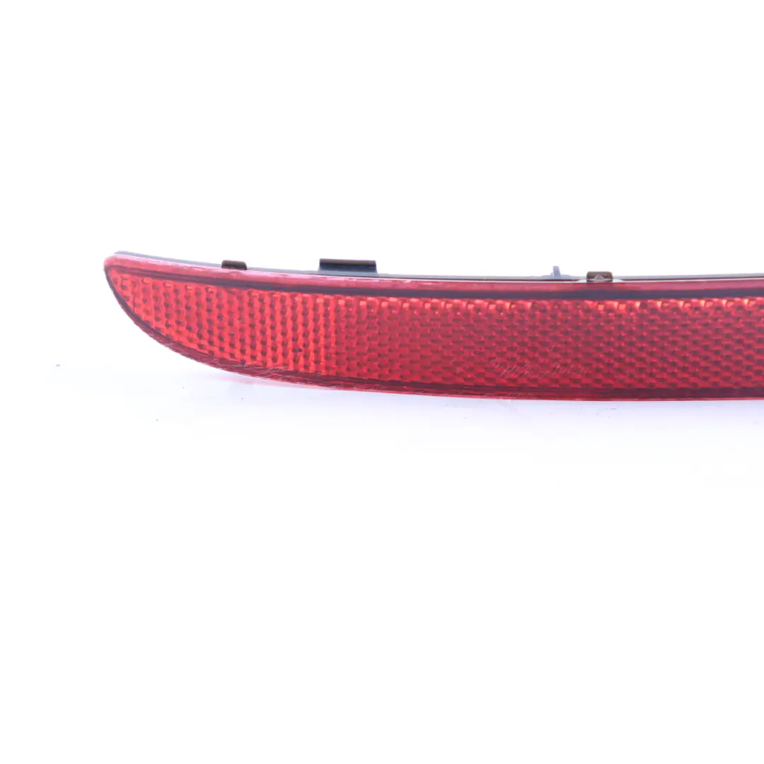 Lamp Reflector Mercedes W907 W910 Rear Left N/S Bumper Reflection to with Part number A9108204800 Lamp Reflector Mercedes W907 W910 Rear Left N/S Bumper Reflection - SKU A9108204800 - Part number A9108204800