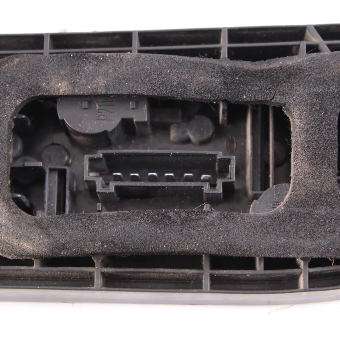  Bulb Holder Mercedes Sprinter W907 W910 Rear Right O/S Lamp Socket - SKU A9108206900 - Part number A9108206900